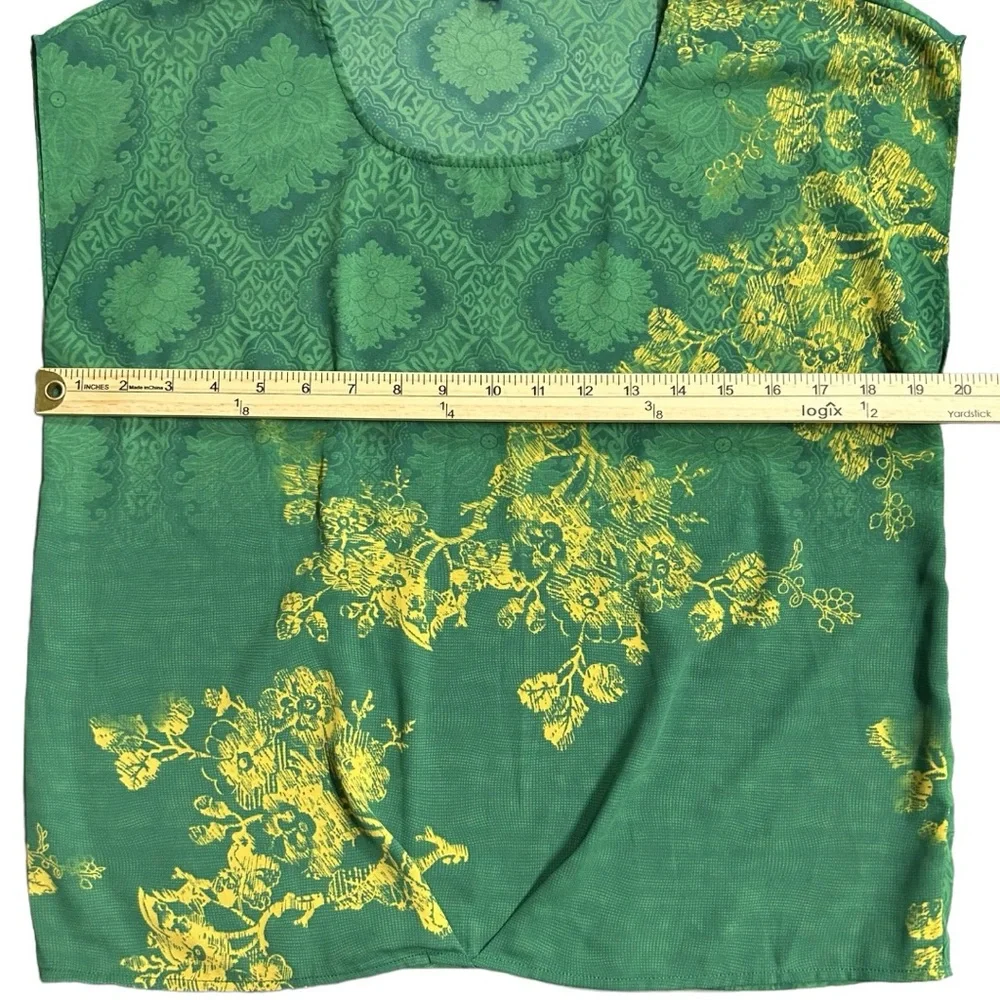 CAbi‎ Women’s  Green with Envy Short Sleeve Blouse   Sz S - Picture 5 of 7
